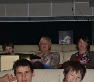 Мы в кино и сказка с нами