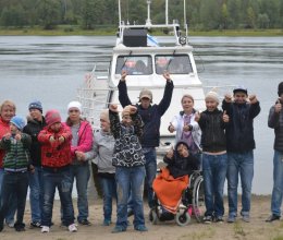 Воспитанники ГБУ РХ «Республиканский дом – интернат для детей «Теремок» побывали на водной прогулке по Енисею