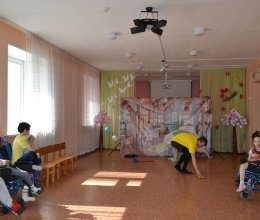 Премьера с доставкой на дом