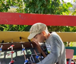 Любит лето детвора