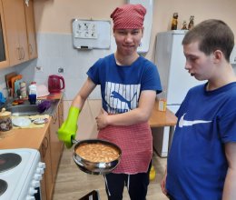 С совершеннолетием!