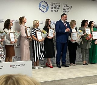 Почетное II место в номинации «Лучшая практика развития стационарозамещающих технологий помощи детям-инвалидам»