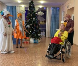 Новогодний утренник со сказочными героями