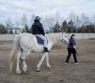 Иппотерпия - одна из лучших форм реабилитации детей-инвалидов