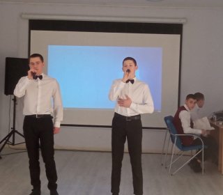 Концертные номера от волонтерского движения 