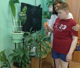 Кто любит трудиться, тому без дела не сидится 