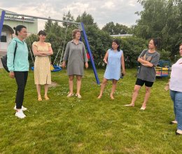 Экскурсия с родителями в сенсорный сад