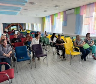 Обмен опытом по работе с родителями, воспитывающих ребенка с ТМНР