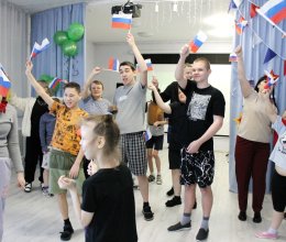 Честь и слава Защитникам