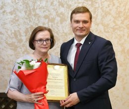 Поздравление коллег с заслуженными наградами